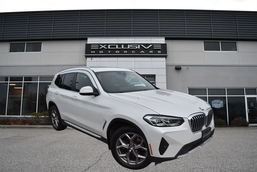 2022 BMW X3 30i's photo