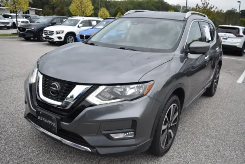 More photos of 2019 Nissan Rogue SL at Exclusive Motorcars, MD