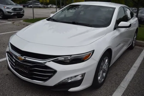 More photos of 2024 Chevrolet Malibu LT at Exclusive Motorcars, MD