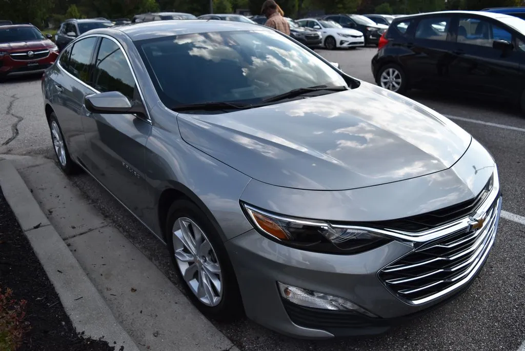 2024 Chevrolet Malibu LT
