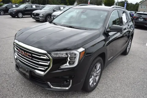 More photos of 2024 GMC Terrain SLT at Exclusive Motorcars, MD