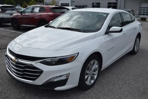 More photos of 2024 Chevrolet Malibu LT at Exclusive Motorcars, MD