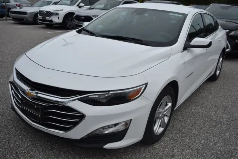 More photos of 2024 Chevrolet Malibu LT at Exclusive Motorcars, MD