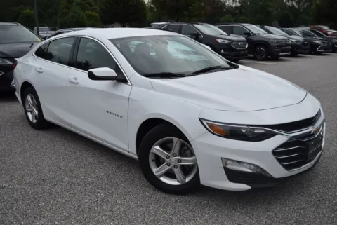 White 2024 Chevrolet Malibu LT for sale in Randallstown, MD