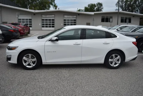 More photos of 2024 Chevrolet Malibu LT at Exclusive Motorcars, MD
