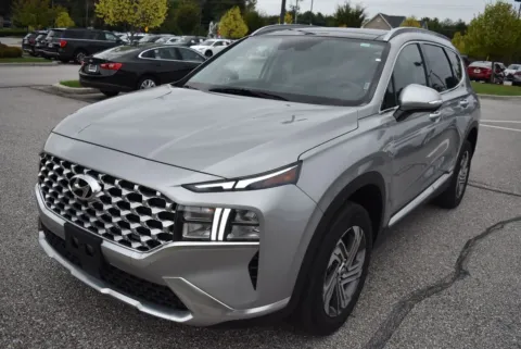 More photos of 2023 Hyundai Santa Fe SEL at Exclusive Motorcars, MD