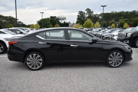 Photos of 2023 Nissan Altima 2.5 SL for sale in Randallstown, MD at Exclusive Motorcars