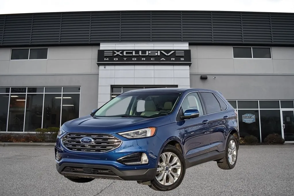 2020 Ford Edge Titanium's photo