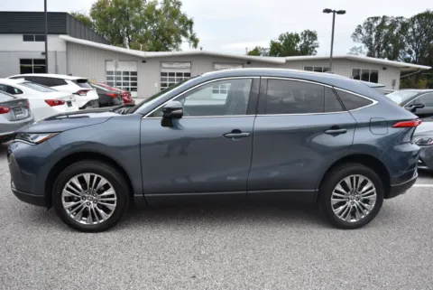 More photos of 2024 Toyota Venza Limited at Exclusive Motorcars, MD