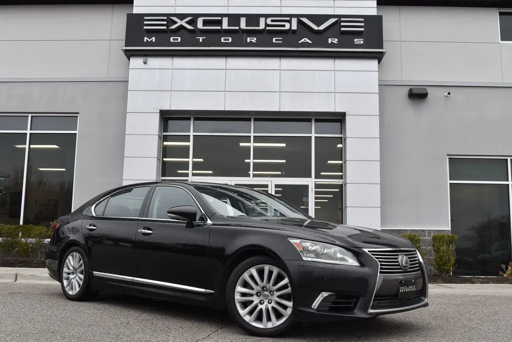 2014 Lexus LS L's photo