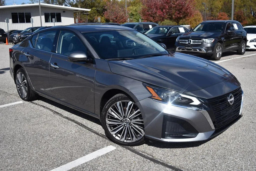 Gray 2023 Nissan Altima 2.5 SL for sale in Randallstown, MD