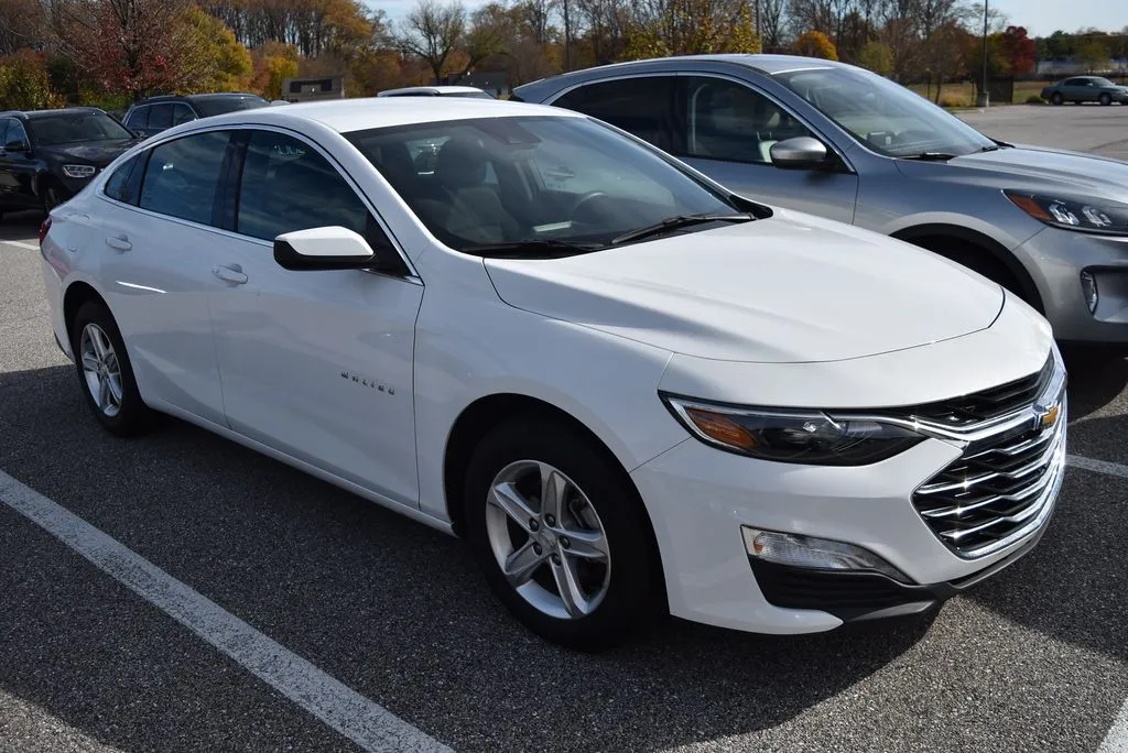 2024 Chevrolet Malibu LT