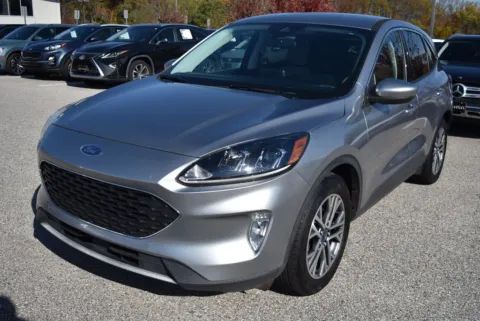 More photos of 2022 Ford Escape SEL at Exclusive Motorcars, MD