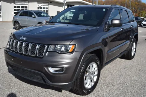 More photos of 2021 Jeep Grand Cherokee Laredo E at Exclusive Motorcars, MD
