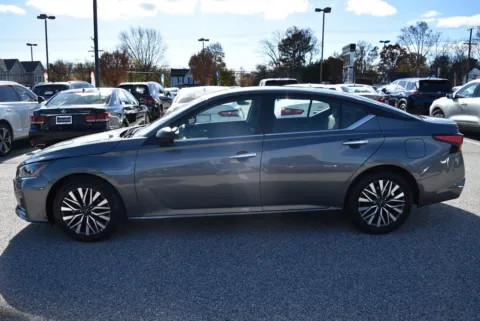 More photos of 2024 Nissan Altima 2.5 SV at Exclusive Motorcars, MD