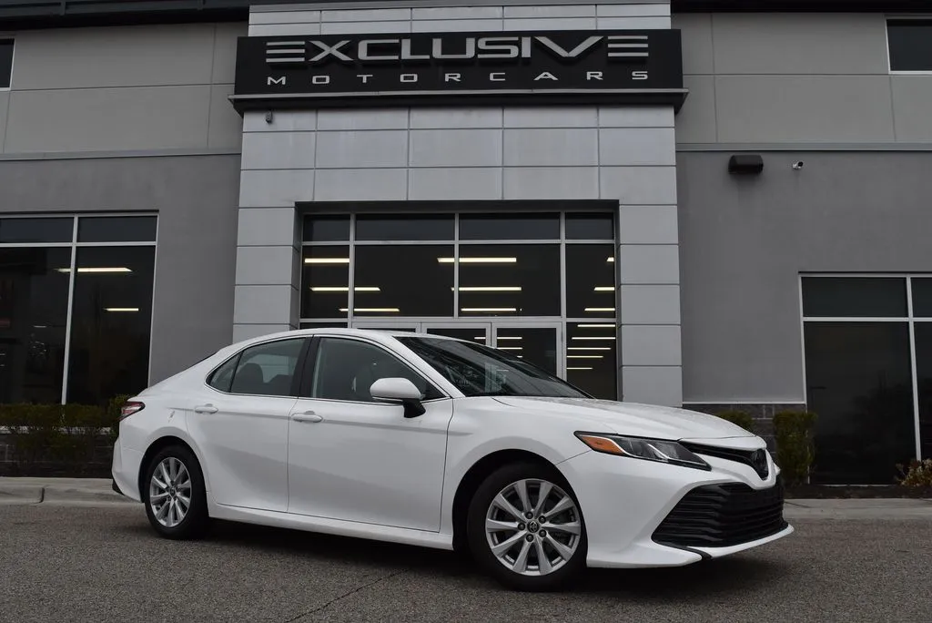 White 2020 Toyota Camry LE for sale in Randallstown, MD