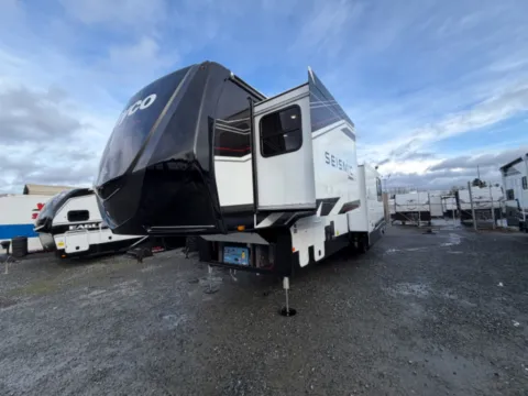More photos of 2026 Jayco Seismic 395 at Valley RV Supercenter, WA
