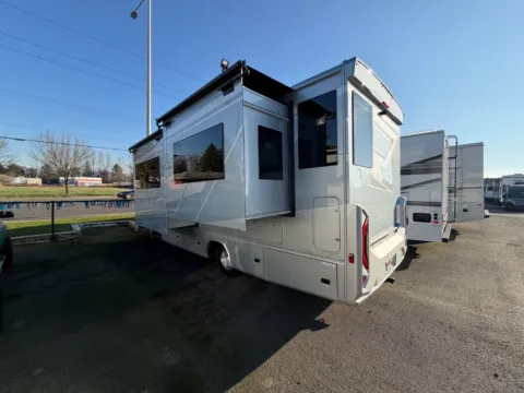 More photos of 2026 Jayco Melbourne Prestige 25LP at Valley RV Supercenter, WA