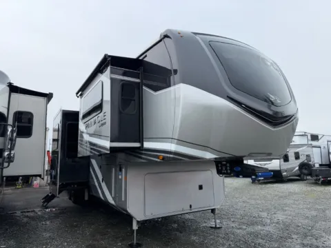 Silver 2026 Jayco PINNACLE 39FLOK for sale in Kent, WA