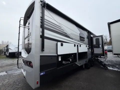More photos of 2026 Jayco Pinnacle 39FLOK at Valley RV Supercenter, WA