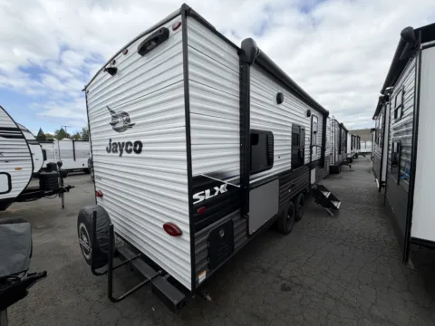 More photos of 2024 Jayco Jay-Flight 260BHW at Valley RV Supercenter, WA