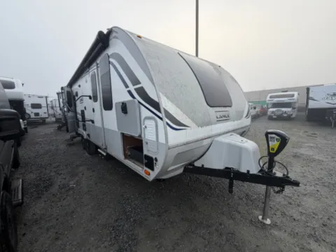 Unknown 2020 Lance Camper 2375 for sale in Kent, WA
