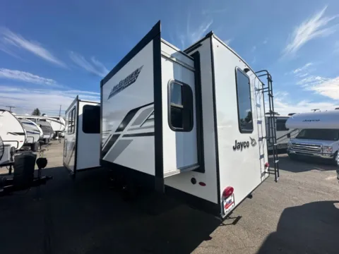 More photos of 2026 Jayco Jay-Feather 24FK at Valley RV Supercenter, WA