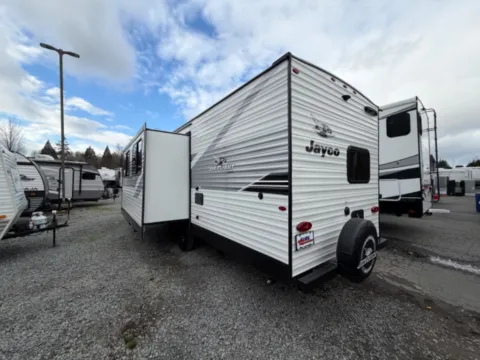 More photos of 2026 Jayco Jay-Flight SLX 284BHSW at Valley RV Supercenter, WA