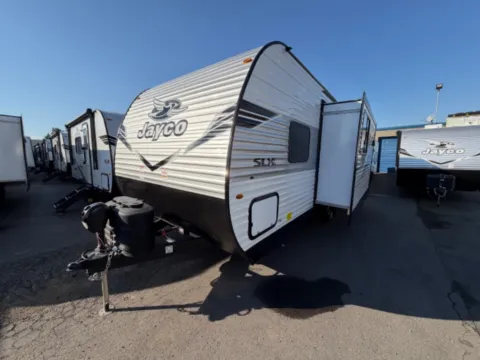 Another view of 2026 Jayco Jay-Flight SLX 225MLSW for sale in Kent, WA at Valley RV Supercenter