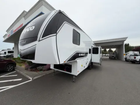 Another view of 2026 Jayco Eagle HT 27MLC for sale in Kent, WA at Valley RV Supercenter