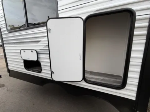 More photos of 2026 Jayco Jay-Flight SLX 245BHSW at Valley RV Supercenter, WA