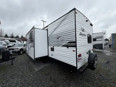 Another view of 2026 Jayco Jay-Flight SLX 265BHSW for sale in Kent, WA at Valley RV Supercenter
