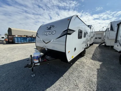 Another view of 2026 Jayco Jay-Flight SLX Baja 175FQW for sale in Kent, WA at Valley RV Supercenter
