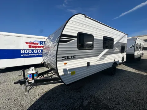 Another view of 2026 Jayco Jay-Flight SLX 175BHW for sale in Kent, WA at Valley RV Supercenter