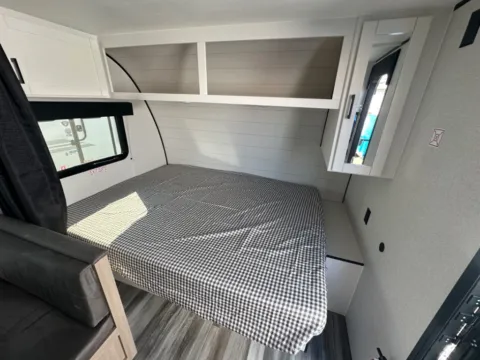 More photos of 2026 Jayco Jay-Flight SLX 175BHW at Valley RV Supercenter, WA
