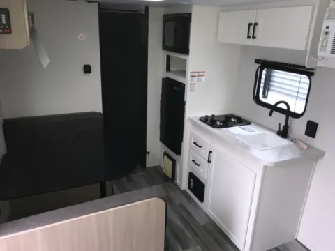 More photos of 2026 Jayco Jay-Flight SLX Sport 170FQW at Valley RV Supercenter, WA