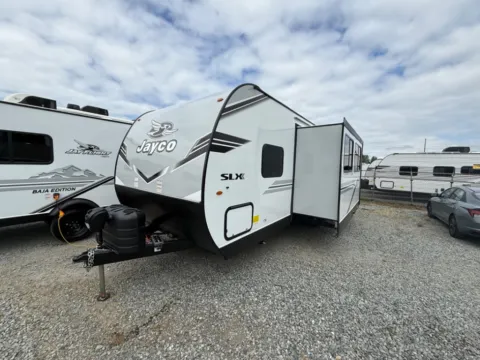 Another view of 2026 Jayco Jay-Flight SLX 261BHSW for sale in Kent, WA at Valley RV Supercenter