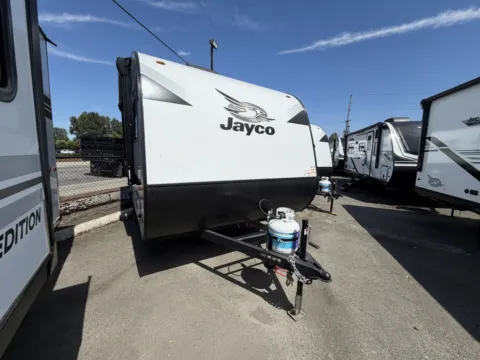 Another view of 2026 Jayco Jay-Feather Air SL 15TBSL for sale in Kent, WA at Valley RV Supercenter