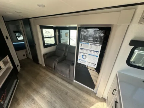 More photos of 2026 Jayco Jay-Feather 24FK at Valley RV Supercenter, WA