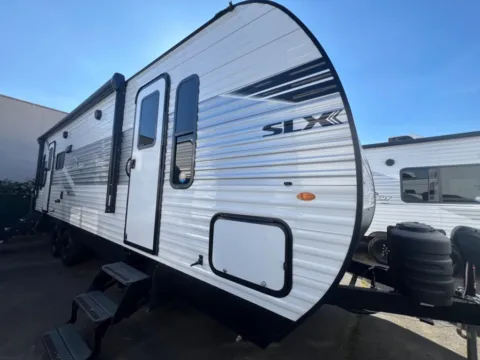 More photos of 2026 Jayco Jay-Flight SLX 262RLSW at Valley RV Supercenter, WA