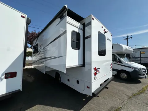 More photos of 2025 Jayco Melbourne 24L at Valley RV Supercenter, WA