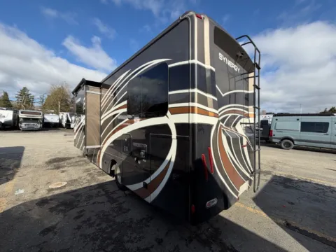 More photos of 2018 Thor Motor Coach Syngery TT24 at Valley RV Supercenter, WA