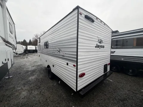 More photos of 2026 Jayco Jay-Flight SLX Sport 172DBW at Valley RV Supercenter, WA
