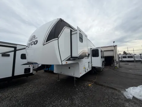 Another view of 2026 Jayco Eagle SLE 28RKS for sale in Kent, WA at Valley RV Supercenter