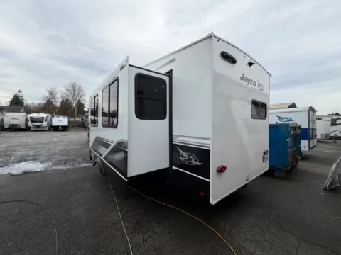 More photos of 2026 Jayco Eagle SLE 28RKS at Valley RV Supercenter, WA