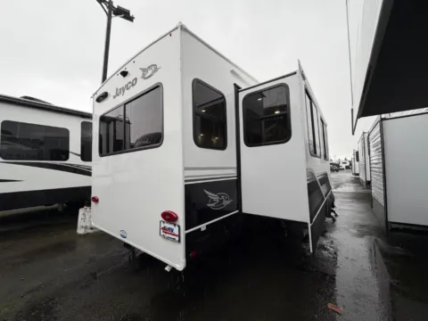 More photos of 2026 Jayco EAGLE SLE 30RLT at Valley RV Supercenter, WA