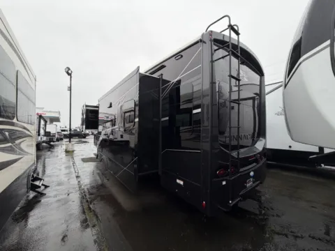 More photos of 2026 Jayco PINNACLE 36FBTS at Valley RV Supercenter, WA