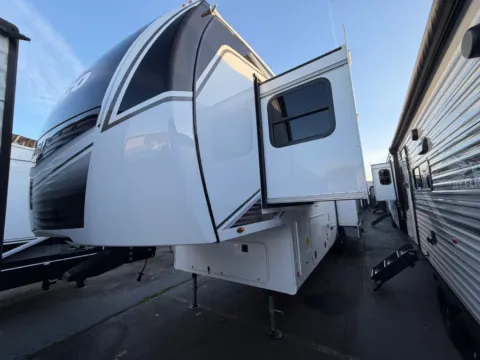 Another view of 2026 Jayco EAGLE 335LSTS for sale in Kent, WA at Valley RV Supercenter