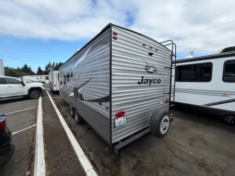 More photos of 2021 Jayco Jay-Flight 264BHW at Valley RV Supercenter, WA