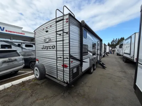More photos of 2021 Jayco Jay-Flight 264BHW at Valley RV Supercenter, WA
